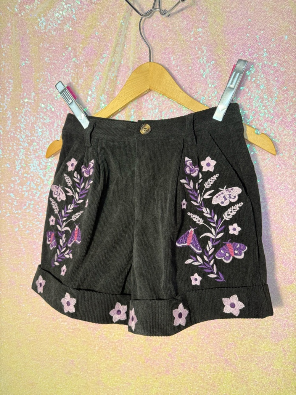 ROMWE Goth Women's Vintage Vine Embroidered Butterfly Embroidery Shorts XS